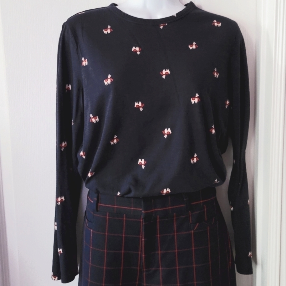 Women's Banana Republic Novelty Tee-shirt Llamas Print Navy Medium